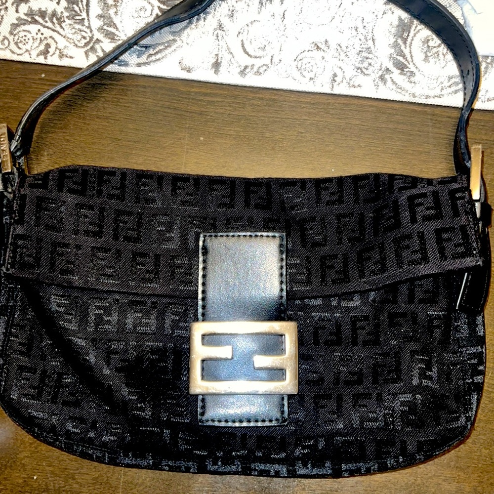 Small Fendi vintage